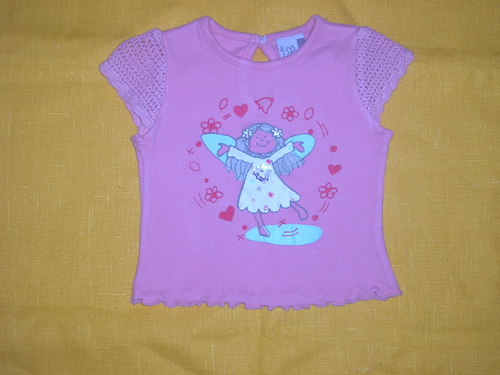 Baby Girl футболочка тонкий трикотаж 68см. 100руб.